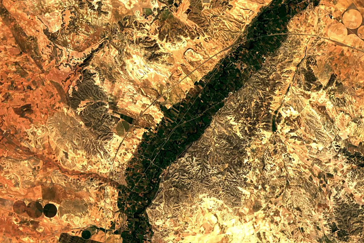Jalón River: satellite view of the mouth