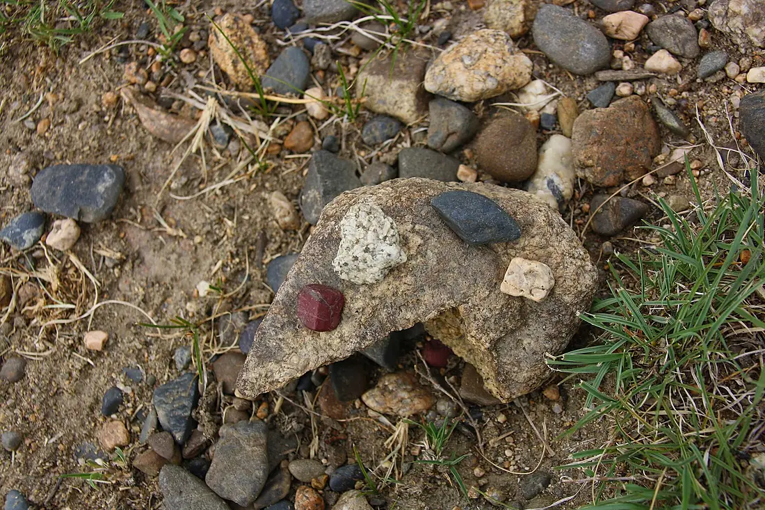Gesteinsmix im Tal des Cherlen, Nähe Steppe Nomads Camp, Mongolei II