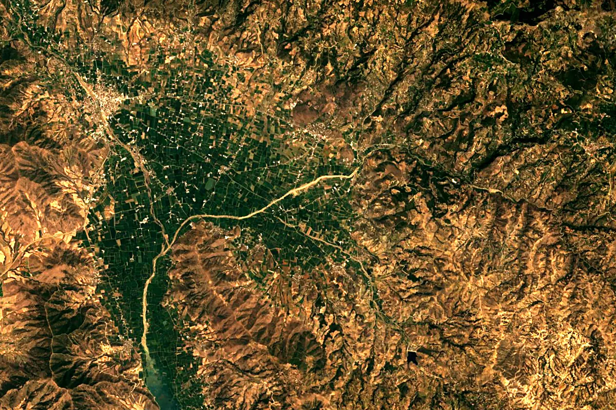 Küçük Menderes River: satellite view of the source