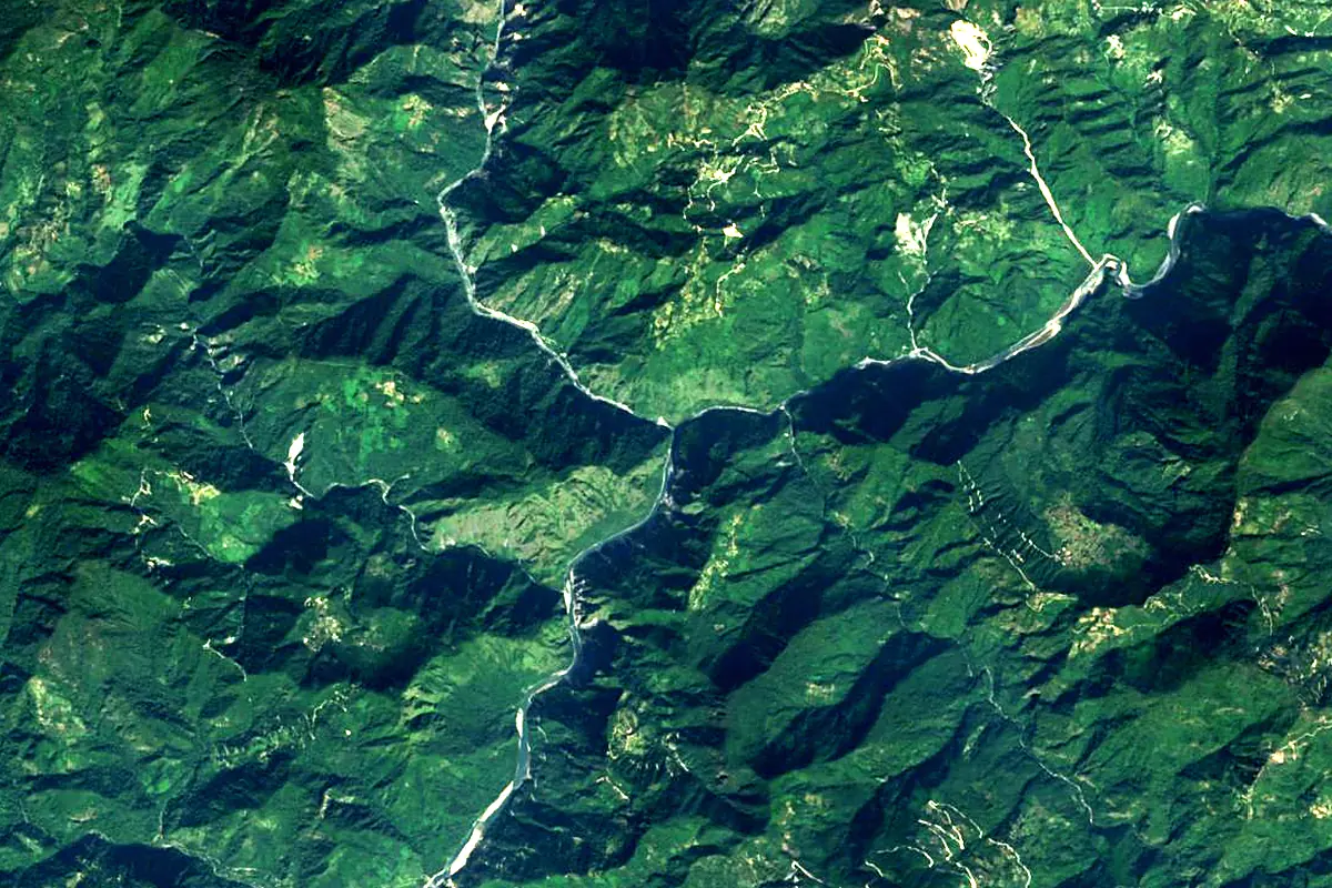 Kuri Chhu: satellite view of the mouth