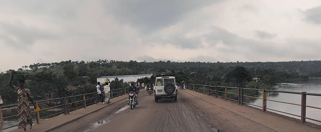 Pont Kwilu, Kikwit - Mapillary (894069759472117) (cropped)