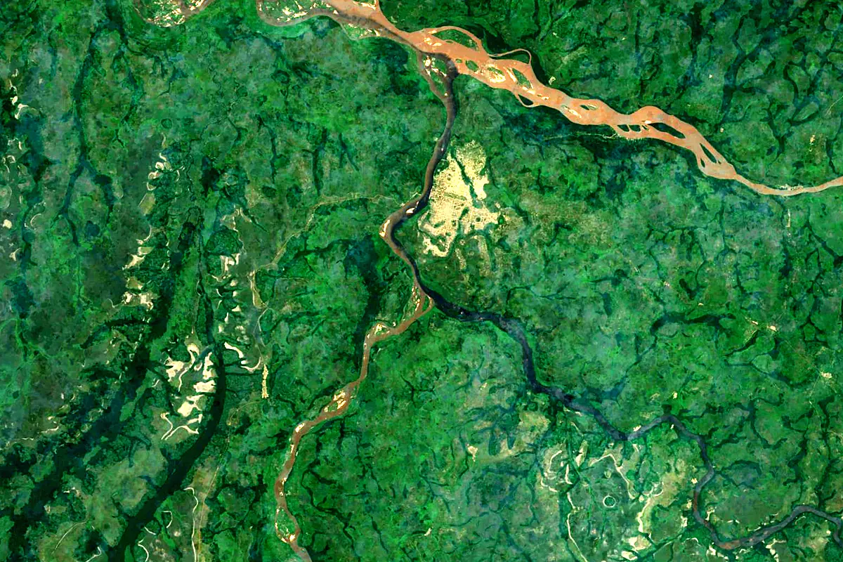 Kwilu River: satellite view of the mouth