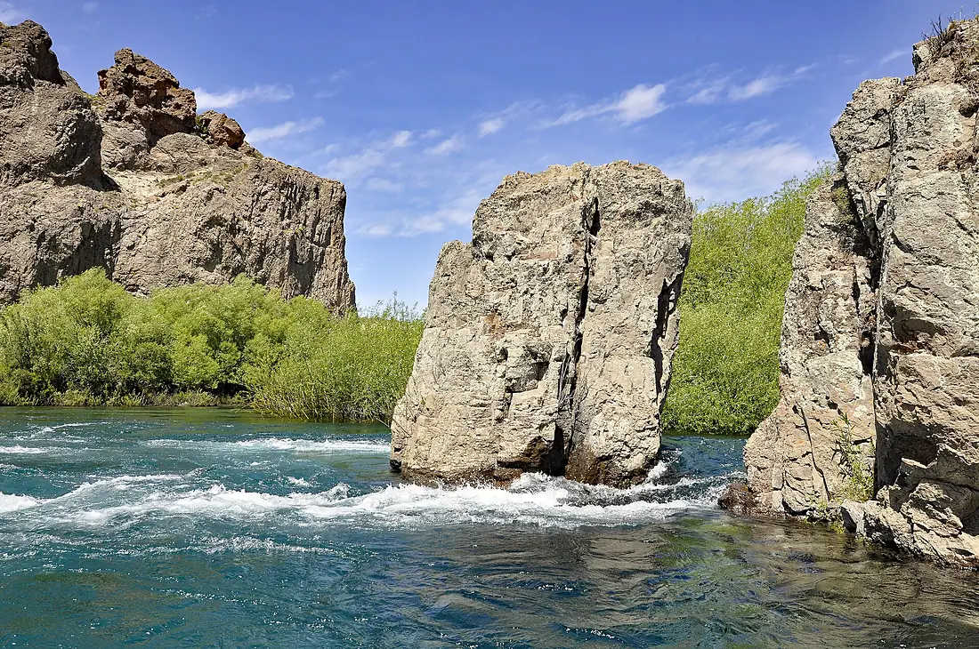 Argentina - Limay River 02