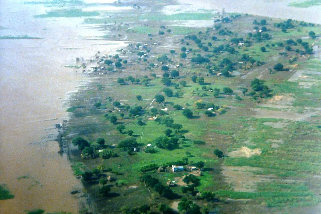 2000 floods, Limpopo River (6330344357)