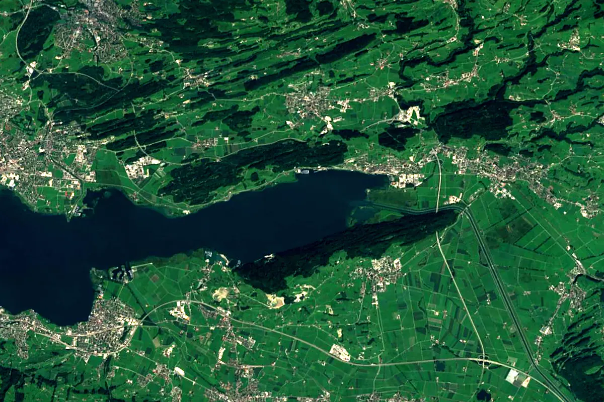 Linth: satellite view of the mouth