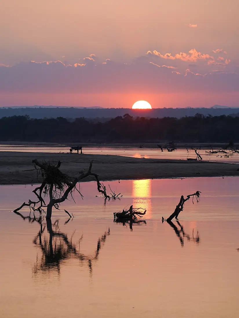 Sunset Luangwa River Zambia Jul23 A7C 05784