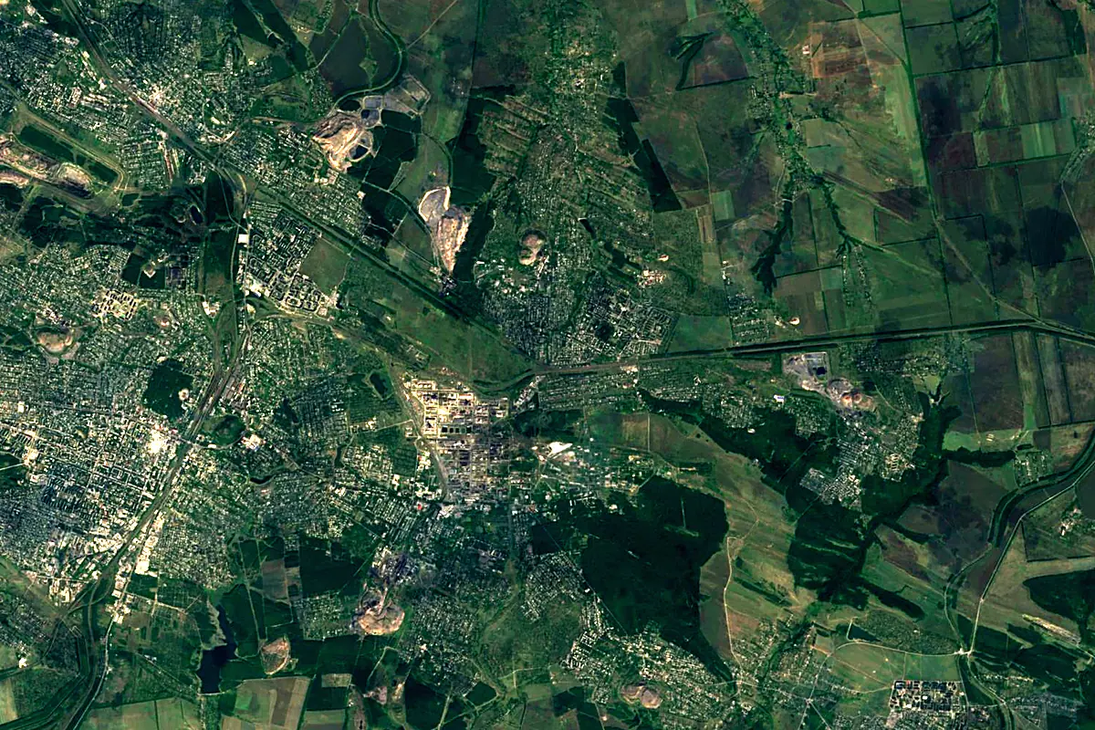 Luhan: satellite view of the source