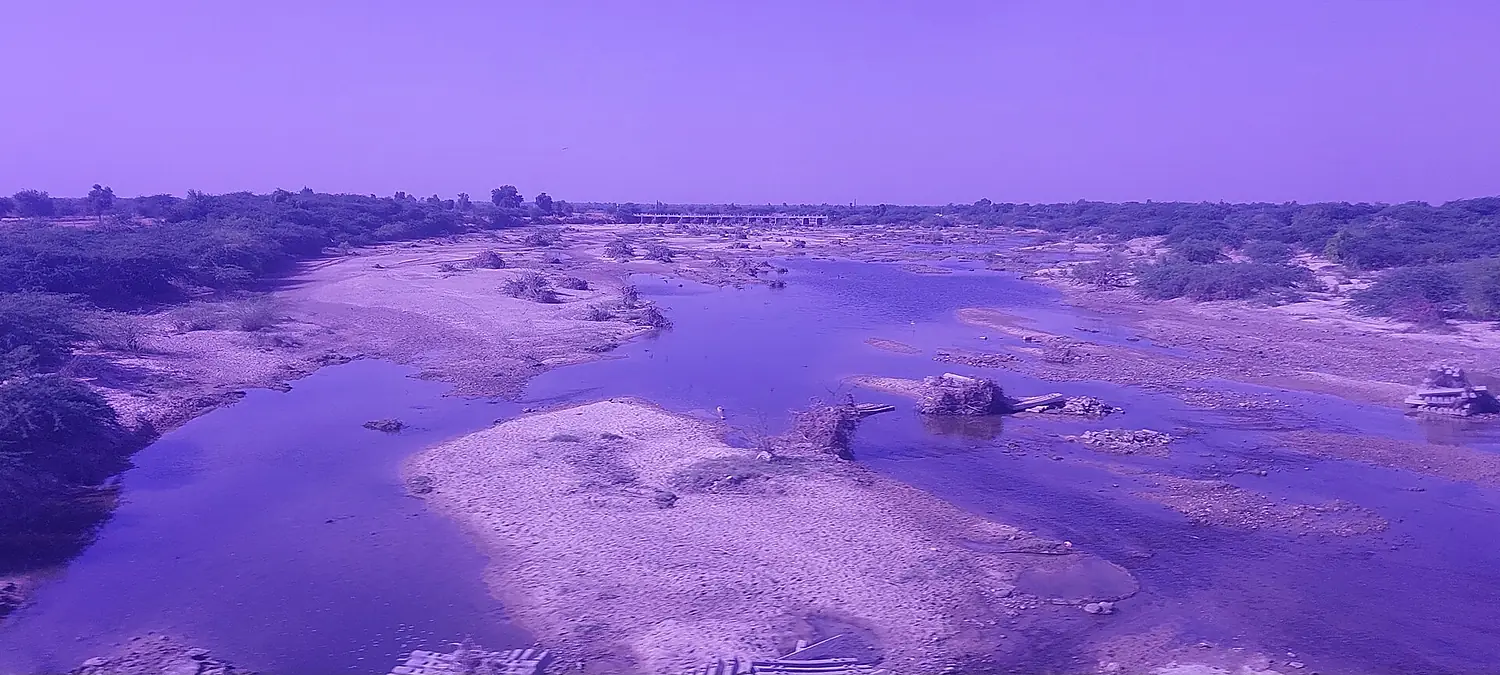 Luni river view from railway bridge of Luni town in Jodhpur district 01