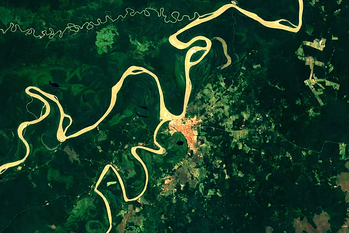 Madre de Dios River: satellite view of the mouth