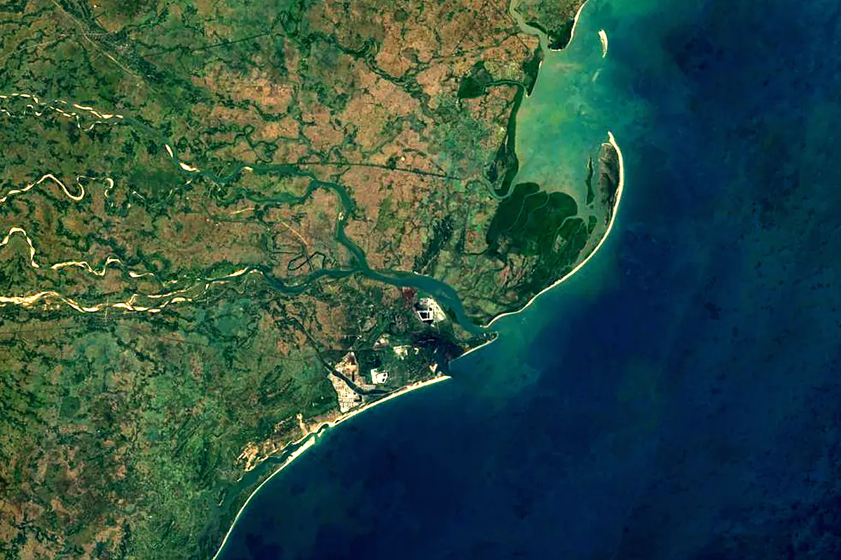 Mahanadi: satellite view of the mouth