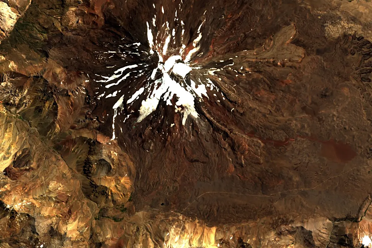 Maipo River: satellite view of the source