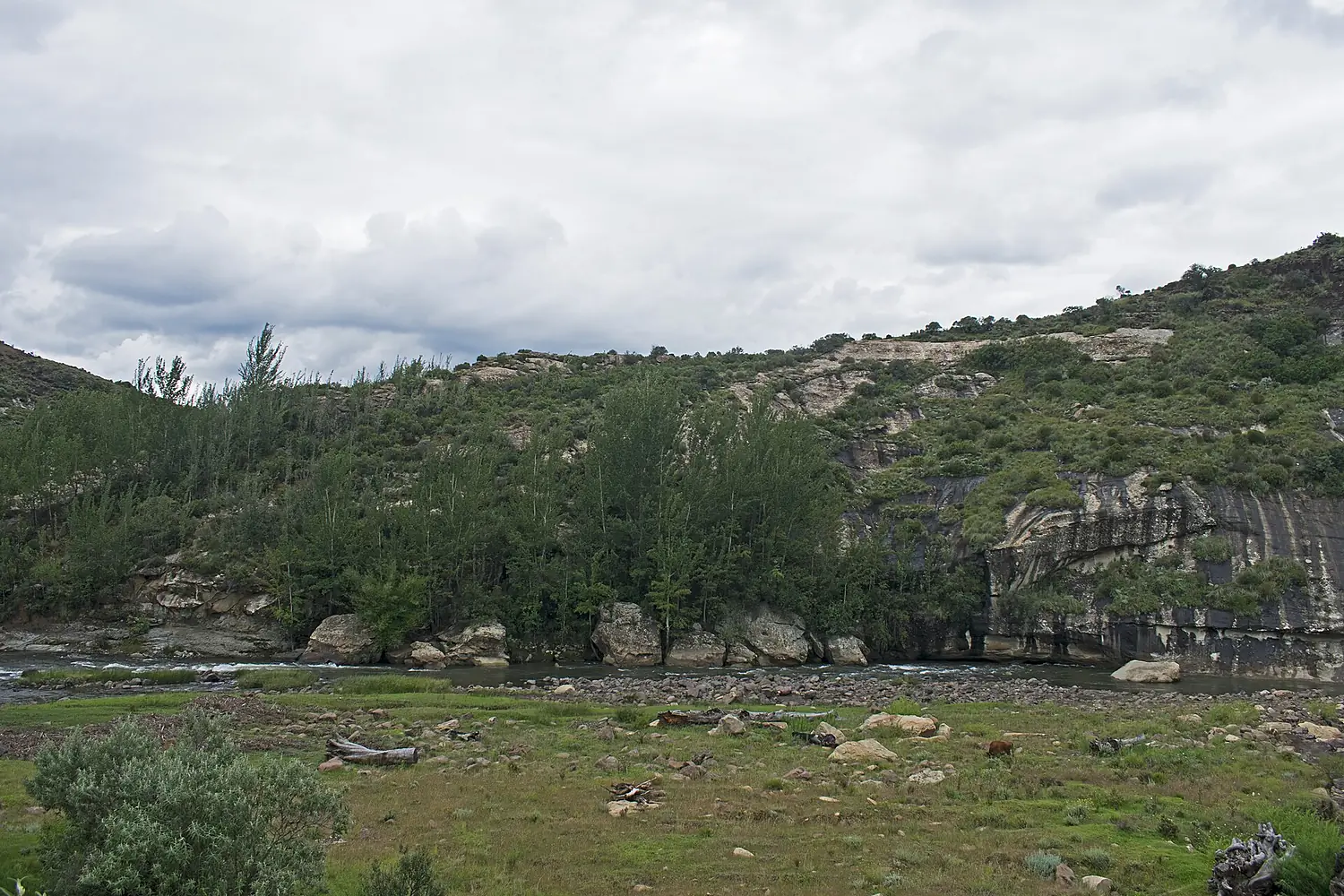 Ramabanta Makhaleng River seen from A5 to the east