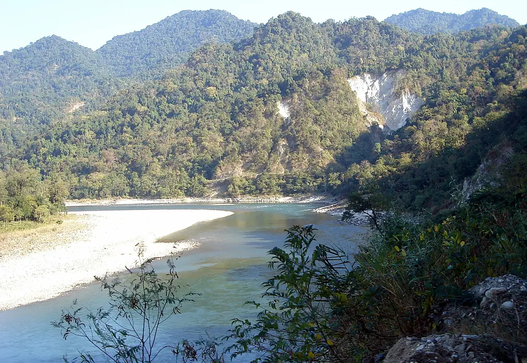 Way to Panbang through Manas