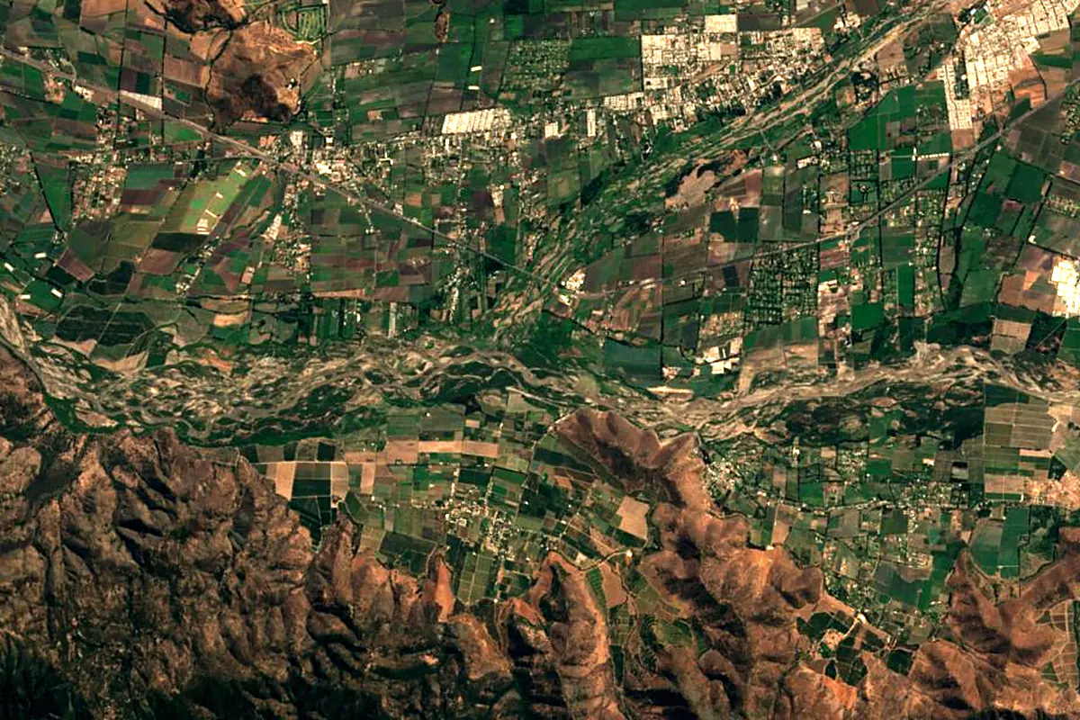 Mapocho River: satellite view of the mouth