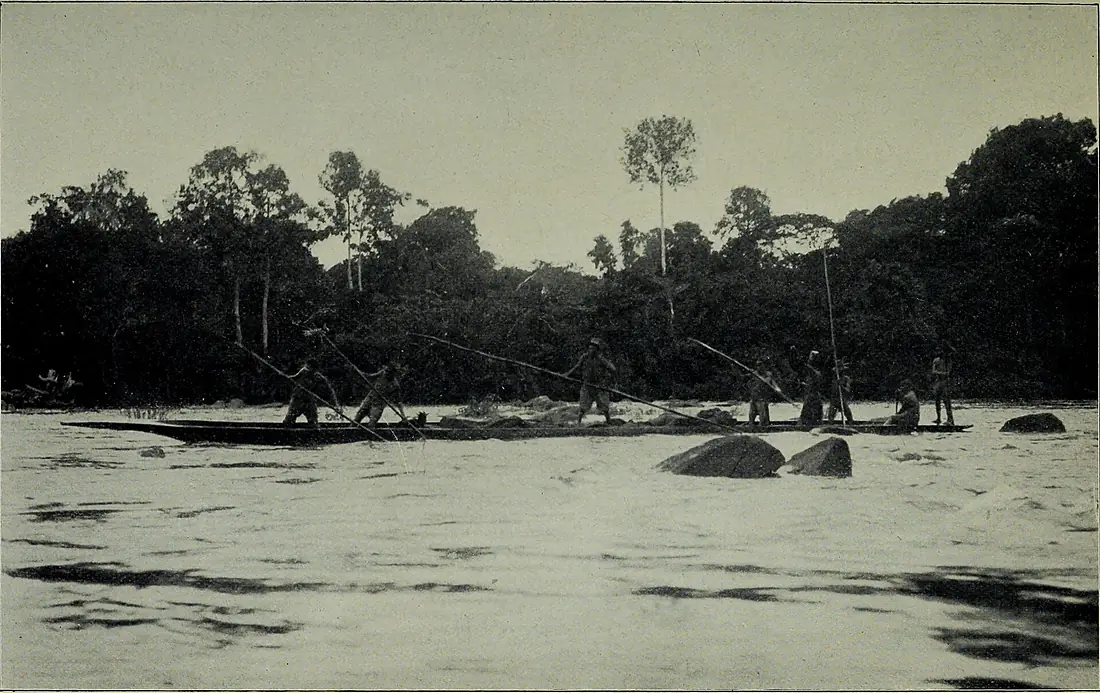 Boat voyage on the Mbomou River, 1911