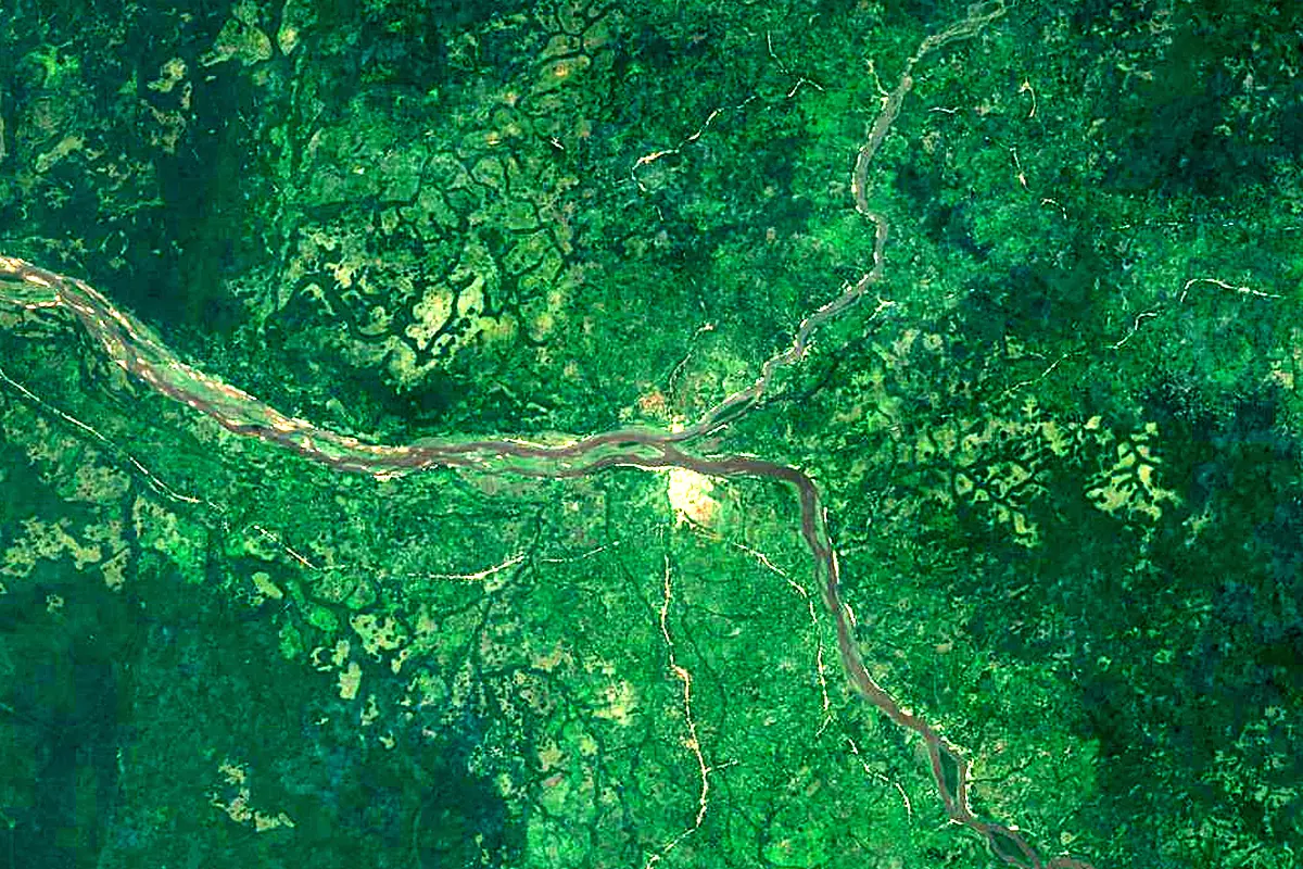 Mbomou River: satellite view of the mouth