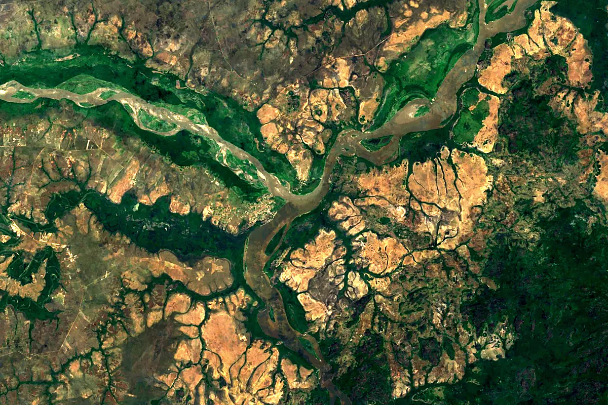Meta River: satellite view of the mouth