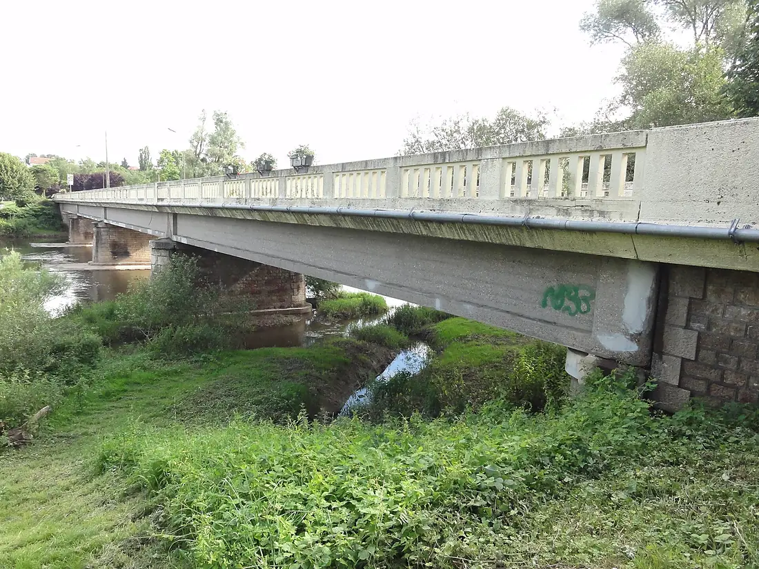Blainville-sur-l'Eau (M-et-M) pont sur Meurthe