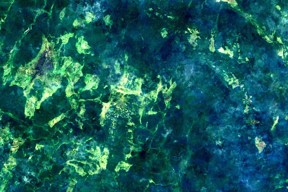 Mezen: satellite view of the source