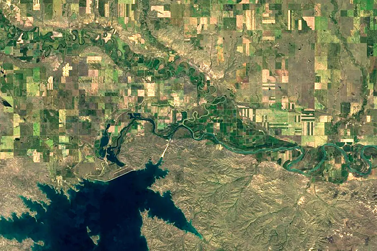 Milk River: satellite view of the mouth