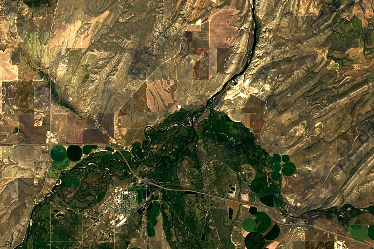 Missouri River: satellite view of the source