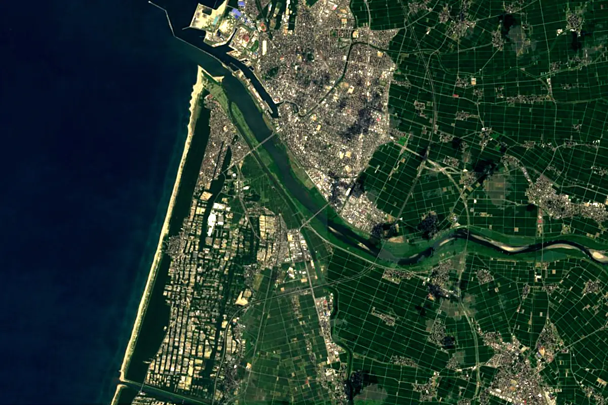 Mogami River: satellite view of the mouth