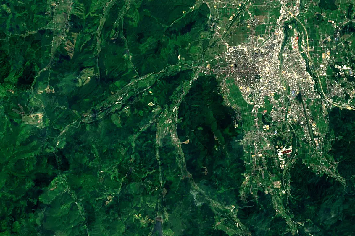 Mogami River: satellite view of the source