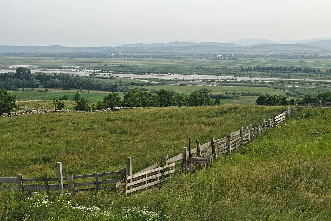 Romania Mănăstirea Sfântul Mina din Roșiori View of Moldova River