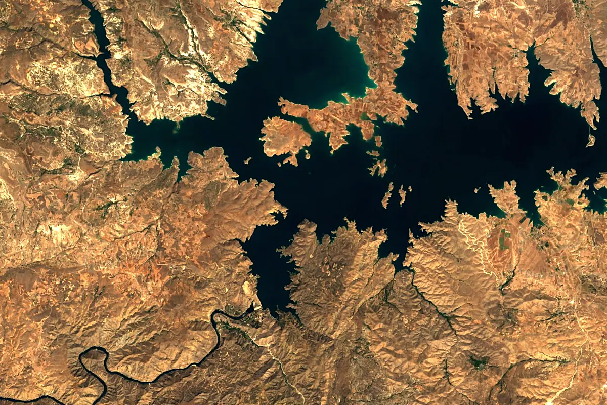 Murat River: satellite view of the mouth