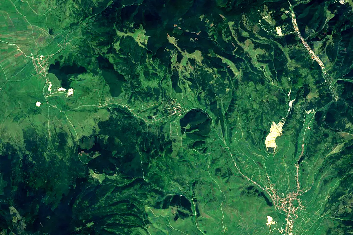 Mureș River: satellite view of the source