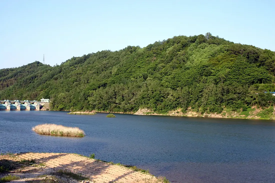 Korea-Spring in Andong-Nakdong River-01