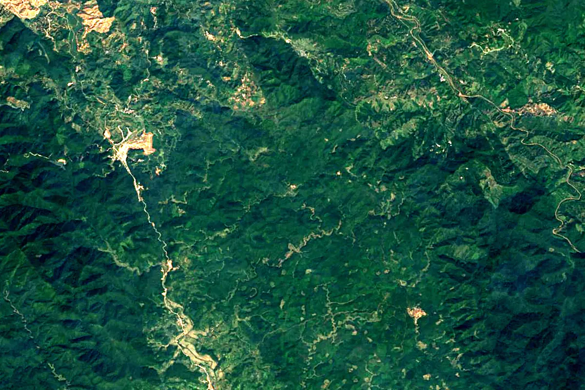 Nam Ou: satellite view of the source