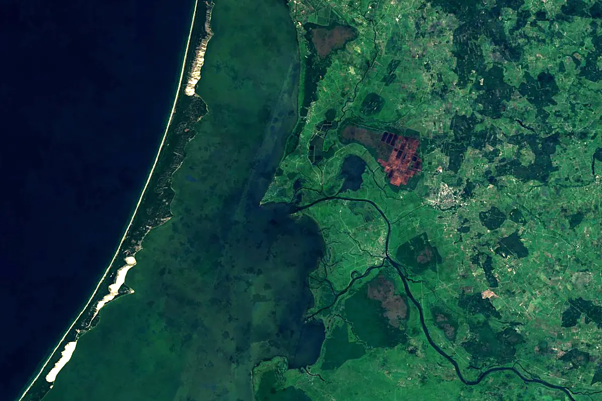 Neman: satellite view of the mouth