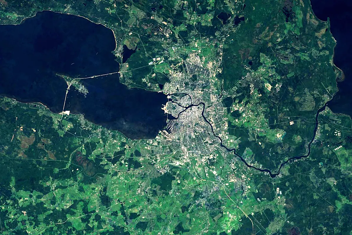 Neva: satellite view of the mouth