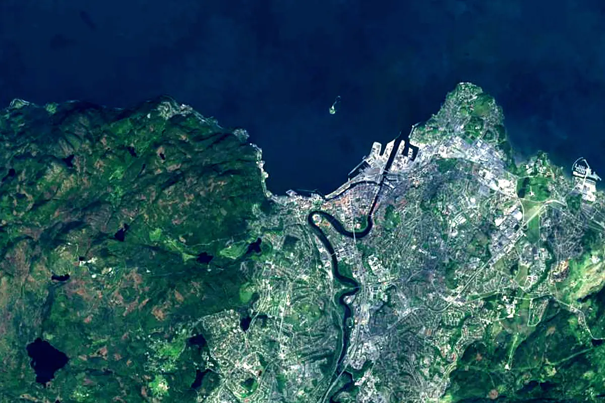 Nidelva: satellite view of the mouth