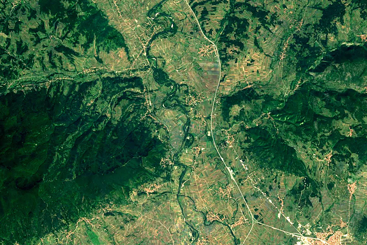 Nišava: satellite view of the mouth