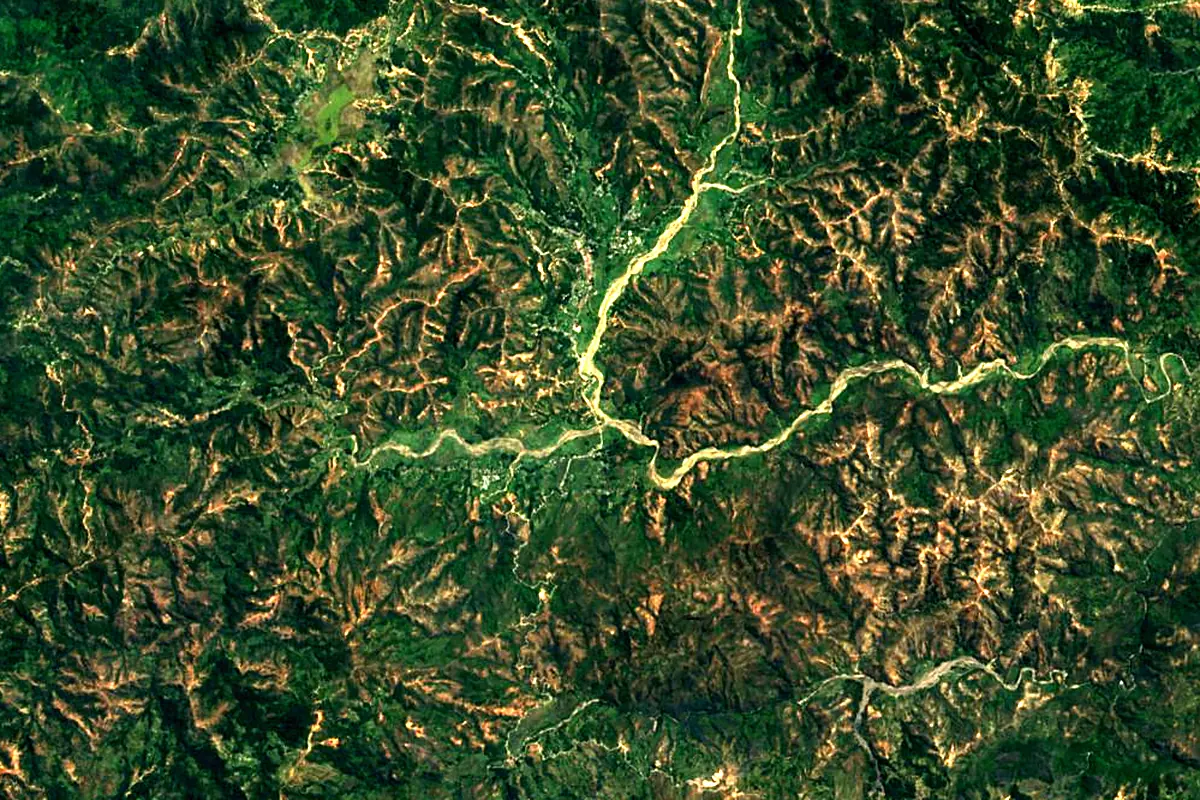 North Laclo River: satellite view of the source