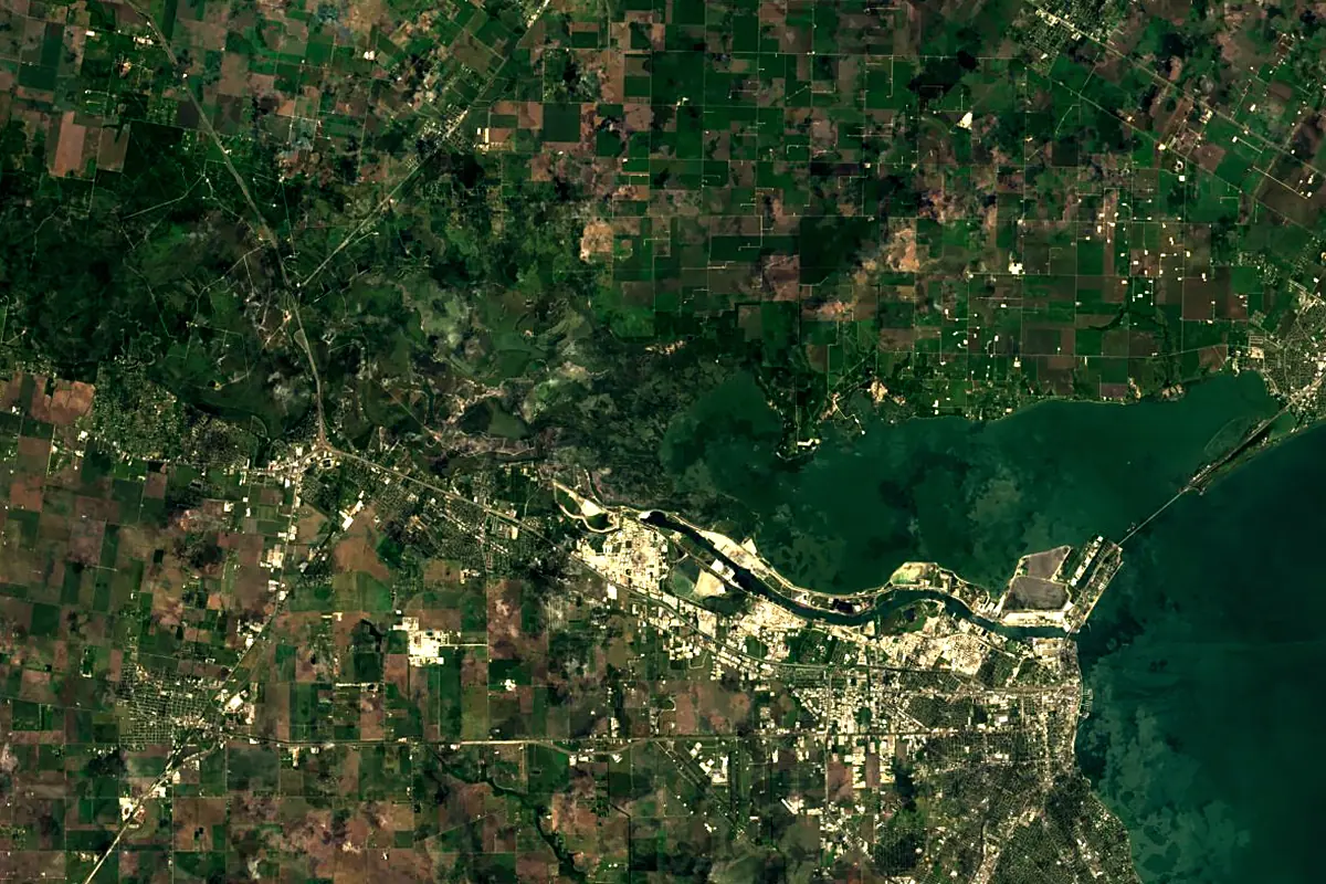 Nueces River: satellite view of the mouth