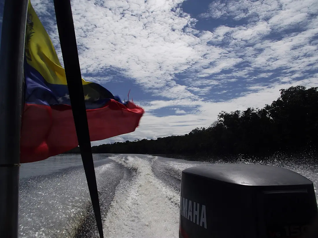 Navegando el Orinoco