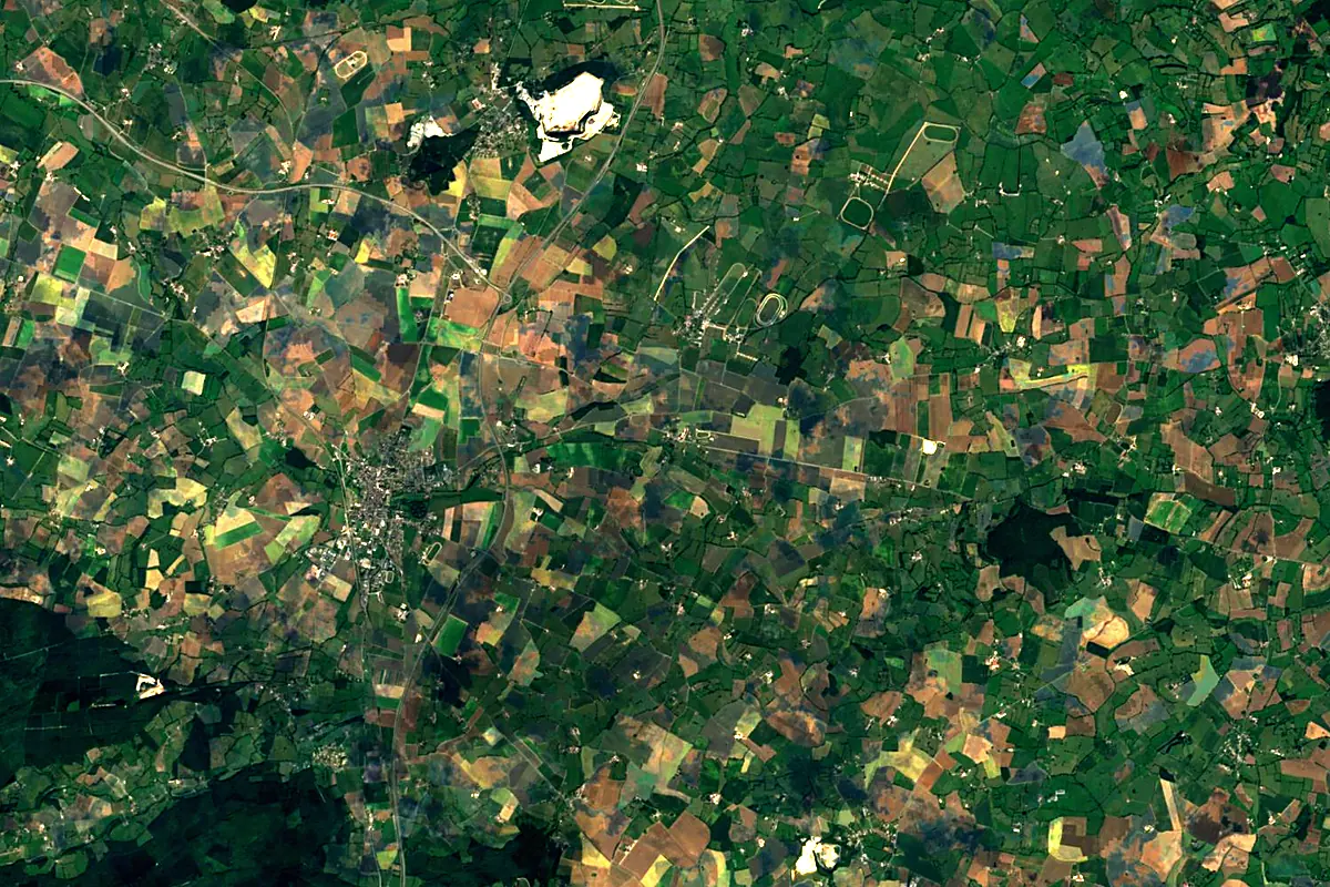 Orne: satellite view of the source