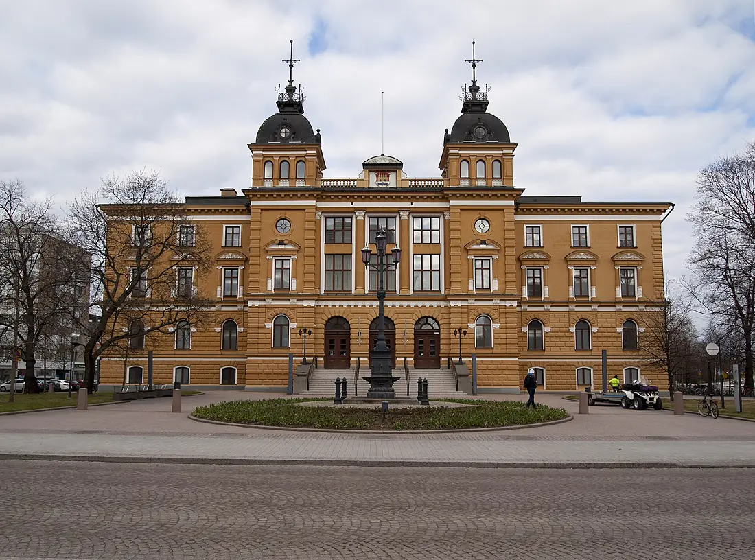Oulu city hall - Facade