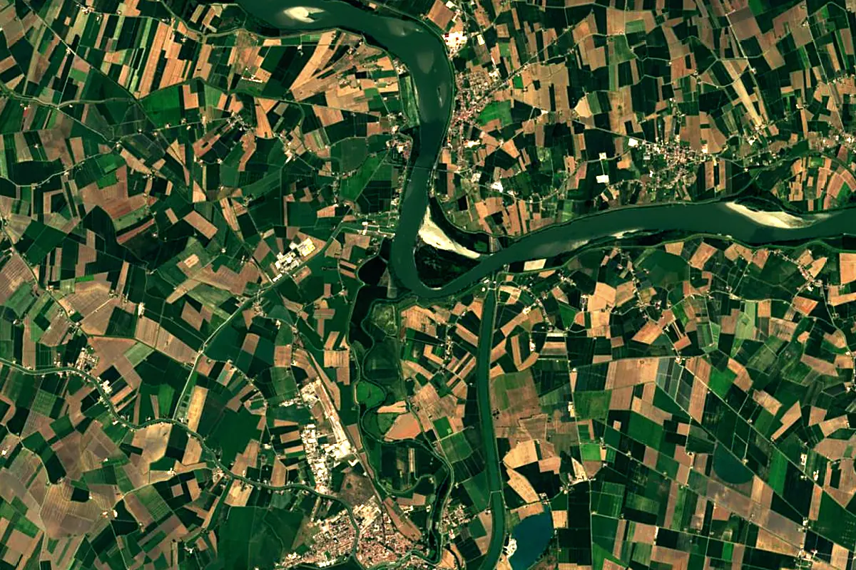 Panaro: satellite view of the mouth