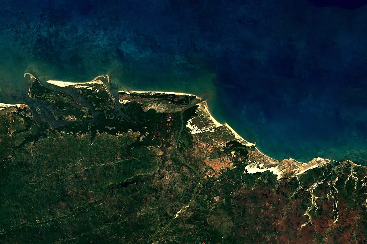 Parnaíba River: satellite view of the mouth