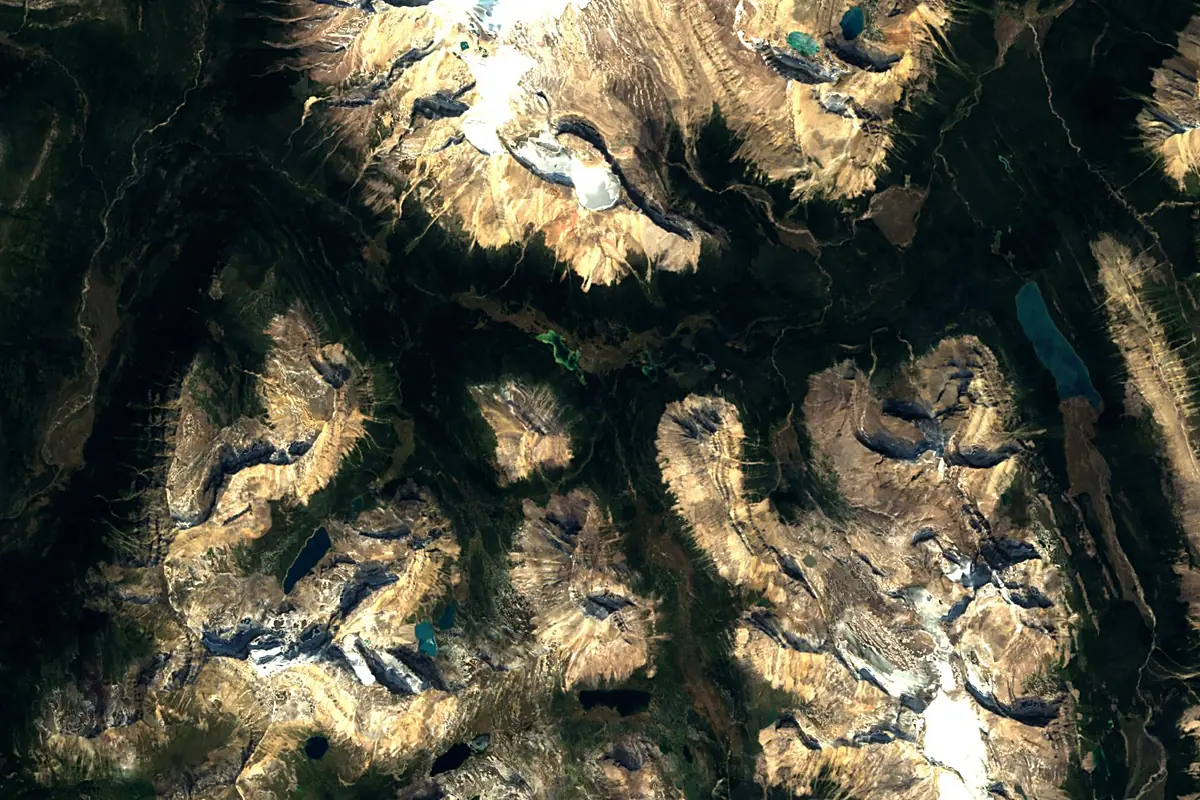 Red Deer River: satellite view of the source