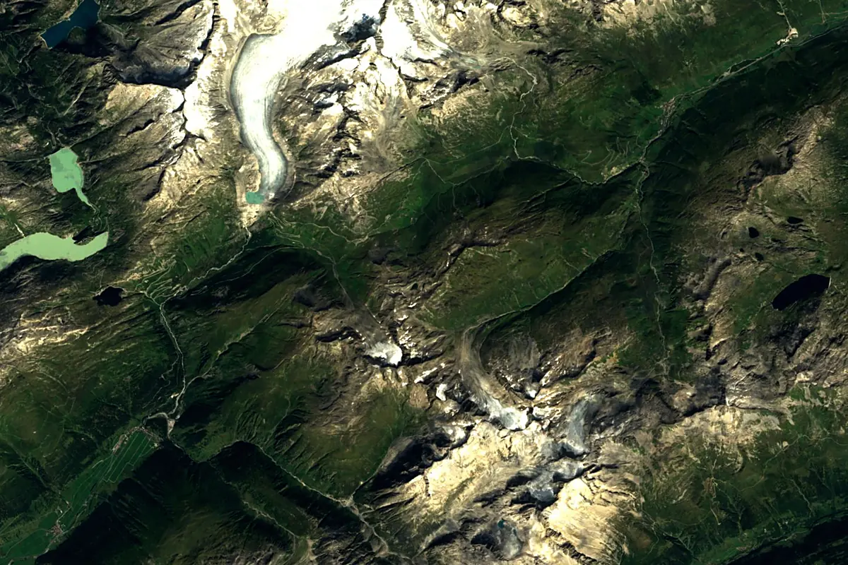 Reuss: satellite view of the source