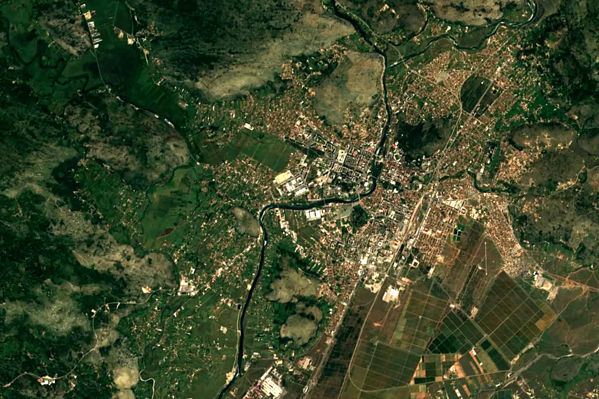 Ribnica: satellite view of the mouth
