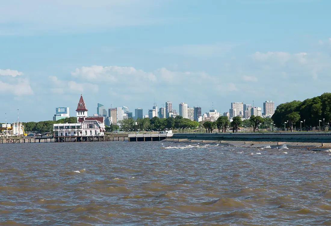 BA-skyline-from-Rio-de-la-Plata-pier