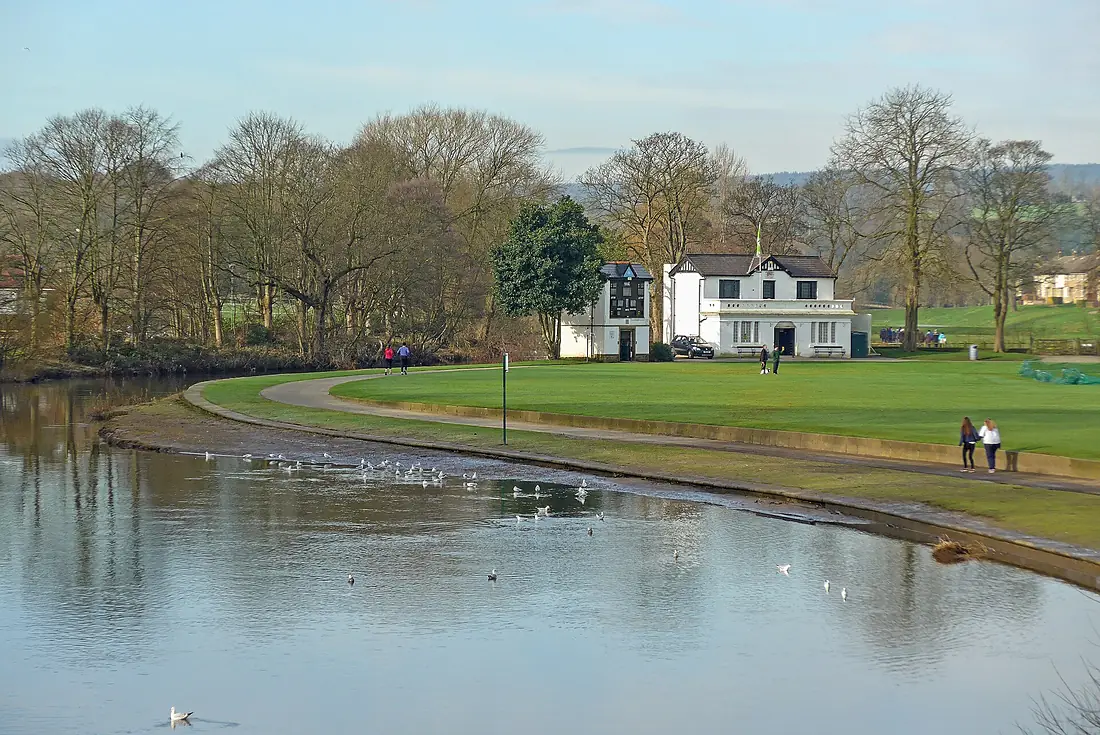 Cricket pavilion and River Aire, Saltaire (24723474129)