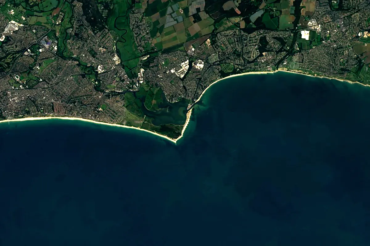 River Avon: satellite view of the mouth