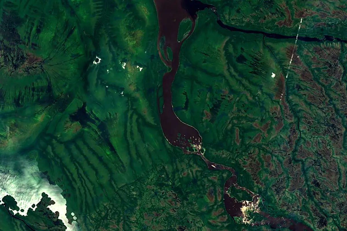 Rivière Nottaway: satellite view of the mouth
